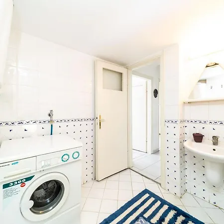 شقة Central Apartment Near Beach In Konyaalti, Antalya